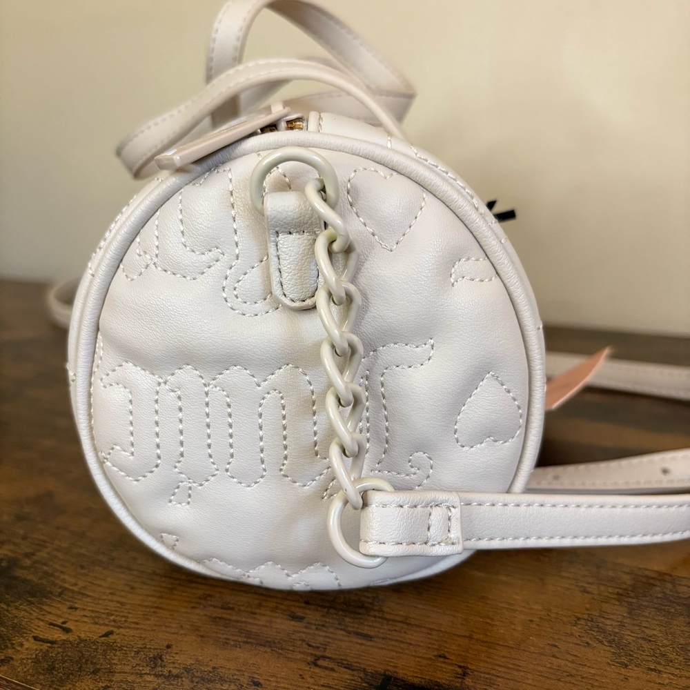 Juicy Couture | White Mini Barrel Bag NWT - Picture 4 of 6